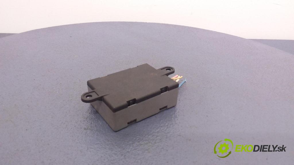 Citroen Berlingo 2002 řídící jednotka 9627031180