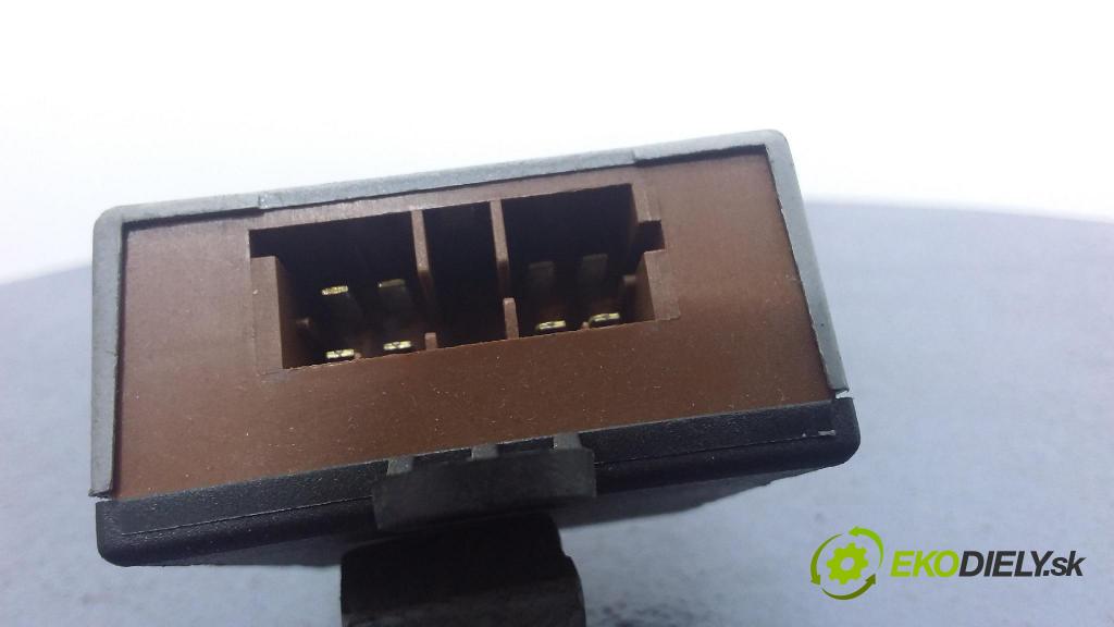 Citroen Berlingo 2002 řídící jednotka 9627031180