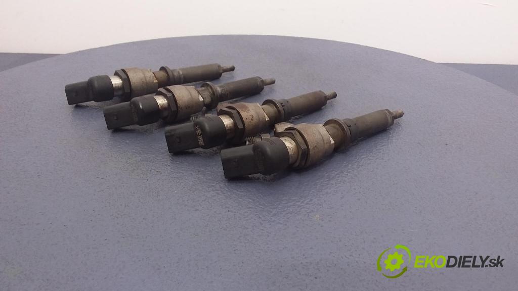 Citroen Berlingo 2002 vstřikovač 9636819380