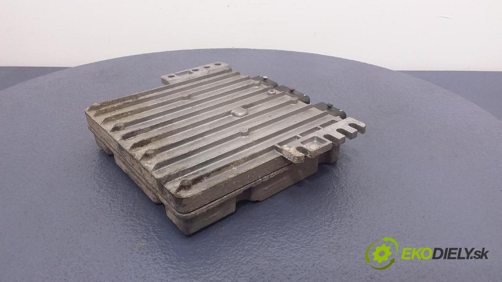 Citroen Berlingo 2002 řídící jednotka Motor: 9644323980