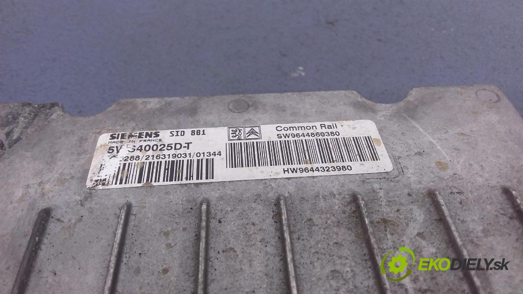 Citroen Berlingo 2002 řídící jednotka Motor: 9644323980