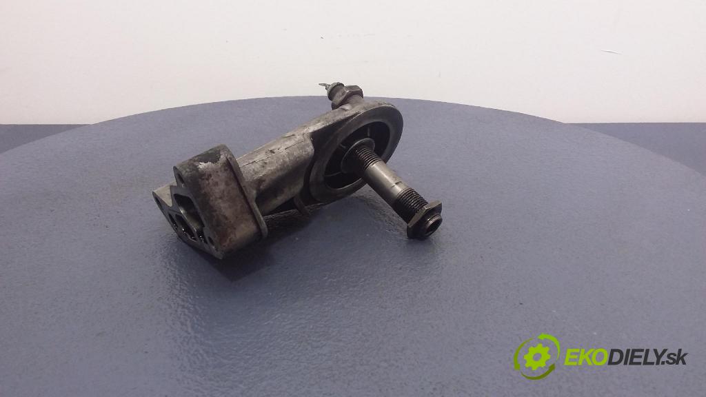 Volkswagen Transporter 1998 obal Filtre: oleja 028115417F