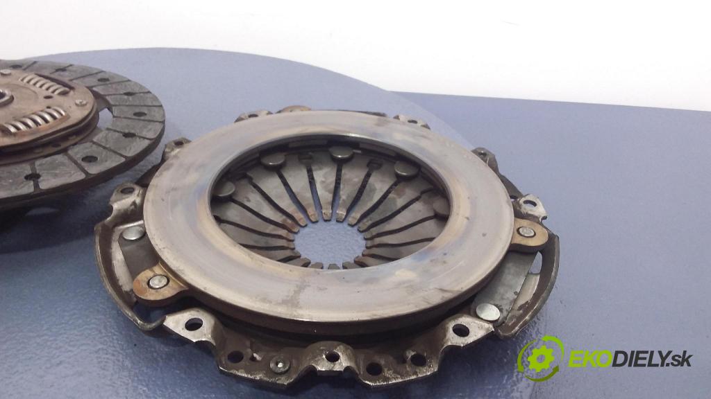 Volkswagen Transporter 1998 Spojka: / koleso 037105271K