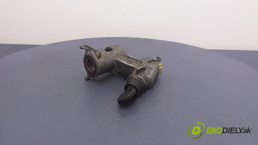 Volkswagen Transporter 1998 Spínač zapaľovania: 701905851