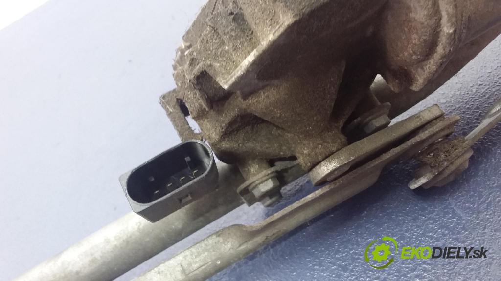 Mercedes-benz A 150 2005 mechanizmus motor: Stierače: Predné A1698200300