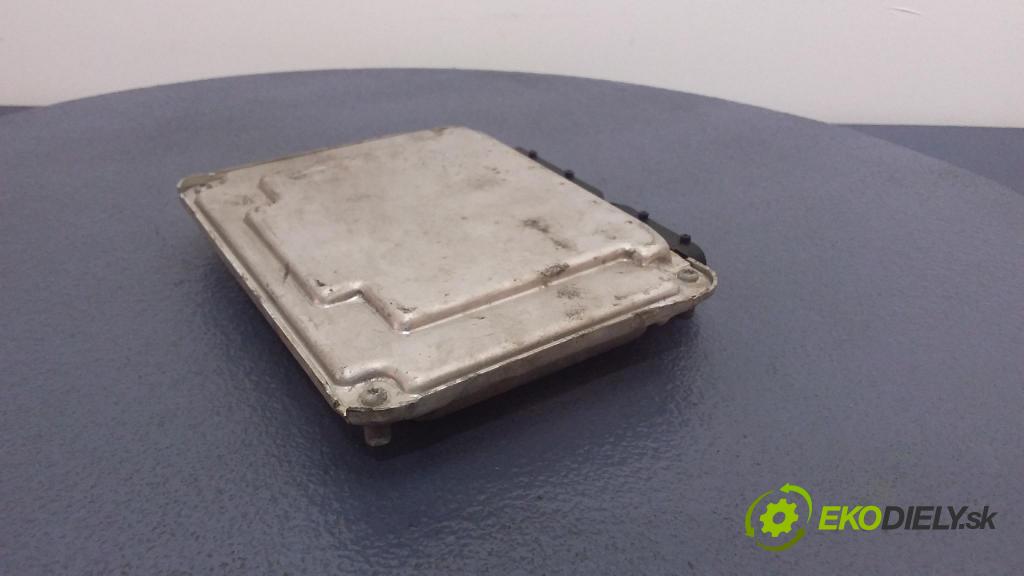 Volkswagen Sharan 2003 riadiaca jednotka Motor: 038906019LQ