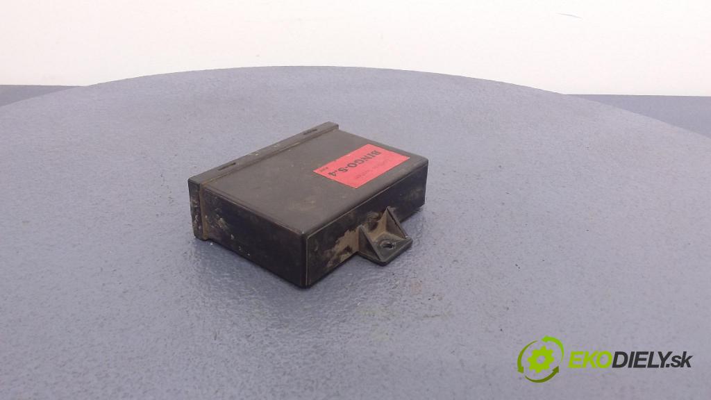 Audi 80 1994 riadiaca jednotka 67R-013511