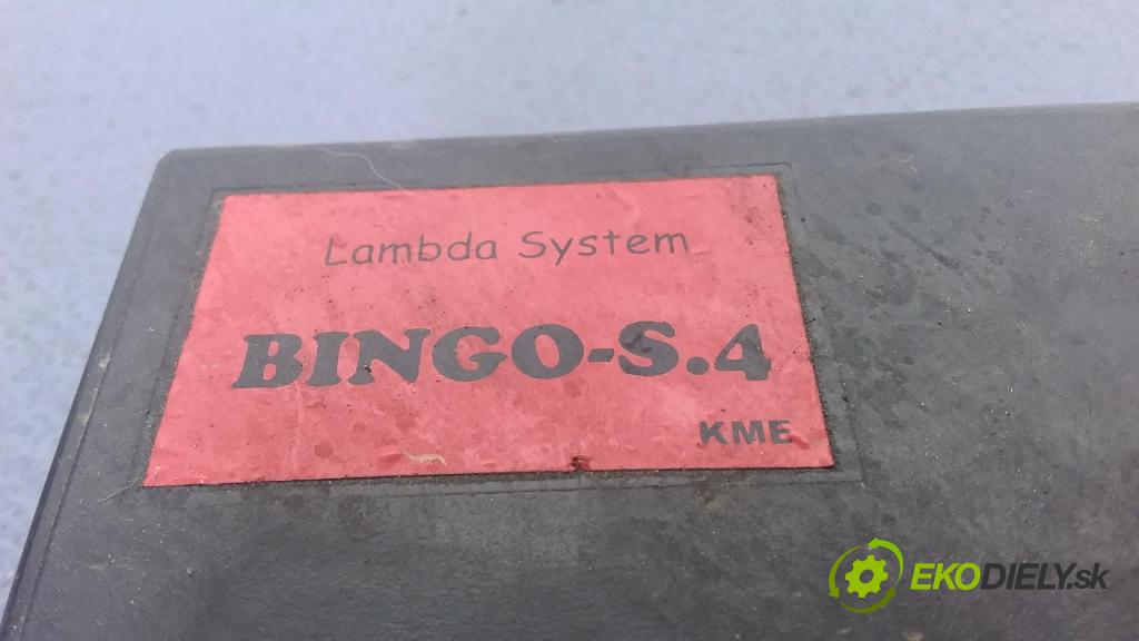 Audi 80 1994 riadiaca jednotka 67R-013511