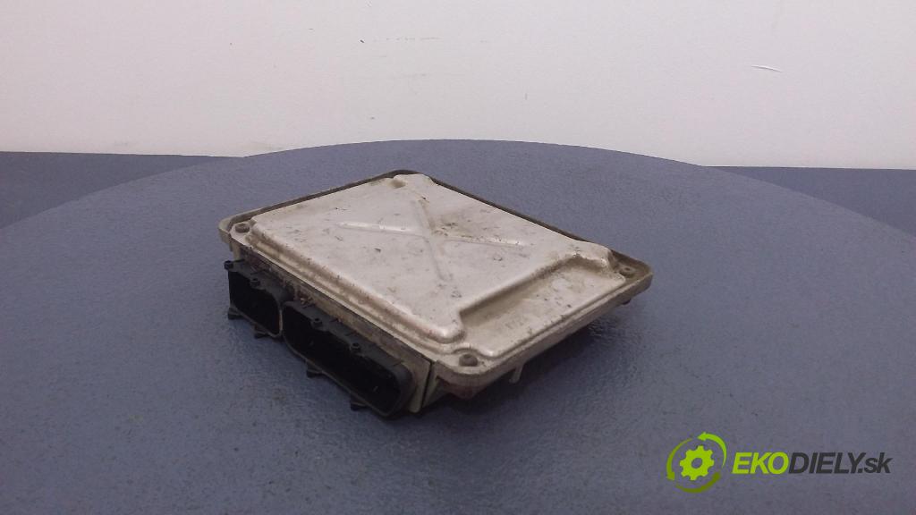 Fiat Panda 2004 riadiaca jednotka Motor: 55196259