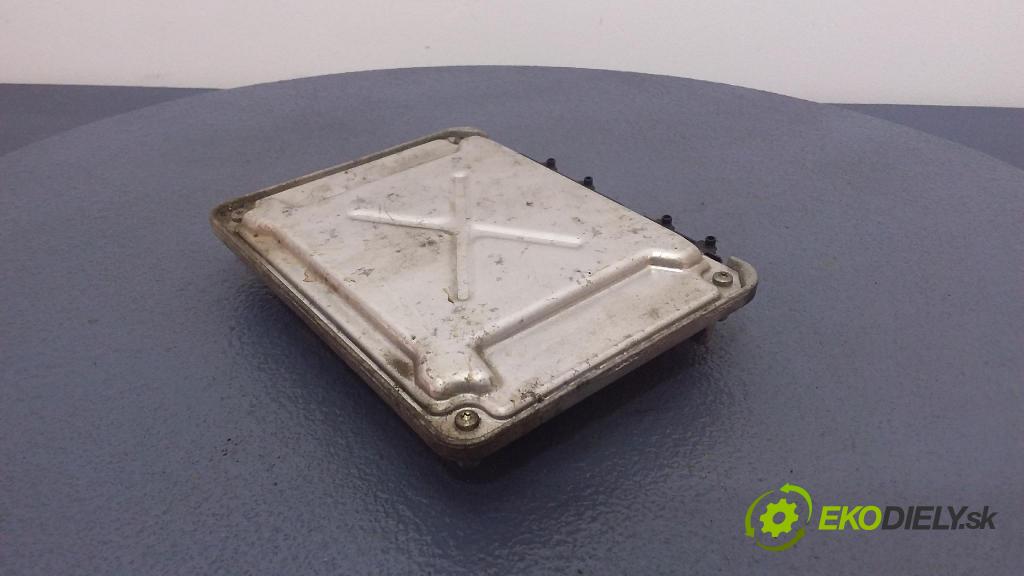 Fiat Panda 2004 riadiaca jednotka Motor: 55196259