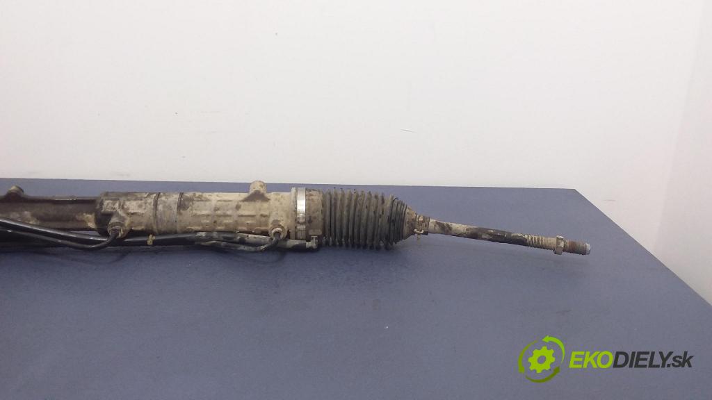 Peugeot 308 2009 Ozubené kolo: volant 01