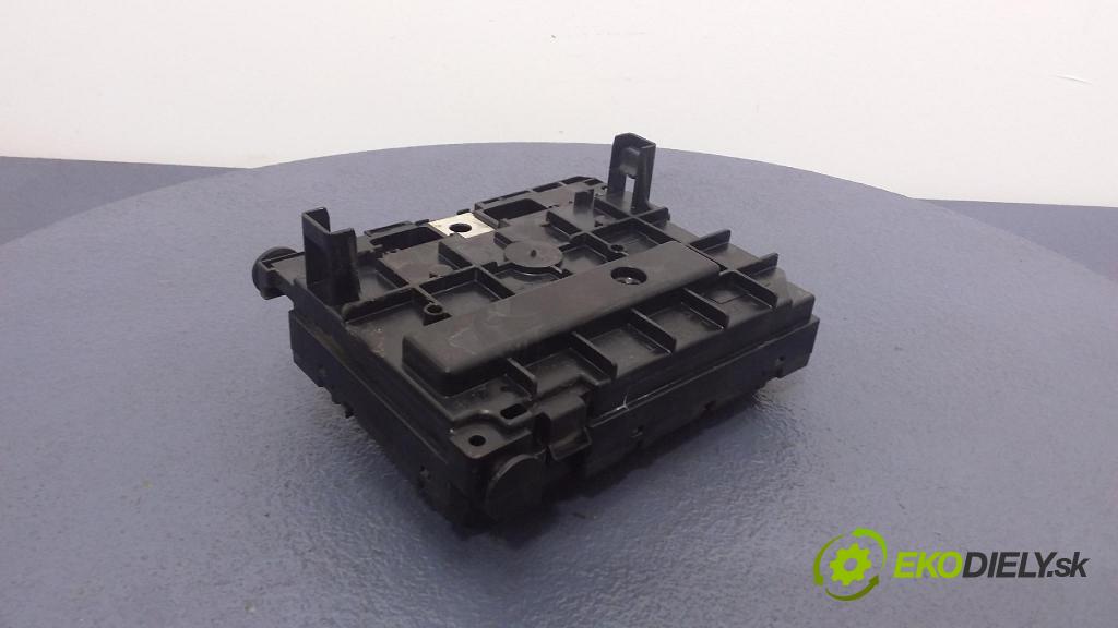 Peugeot 307 2007 skrinka Poistky: 9661708280