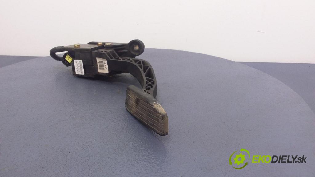 Hyundai Tucson 2006 pedal Plyn: AKNJJL298