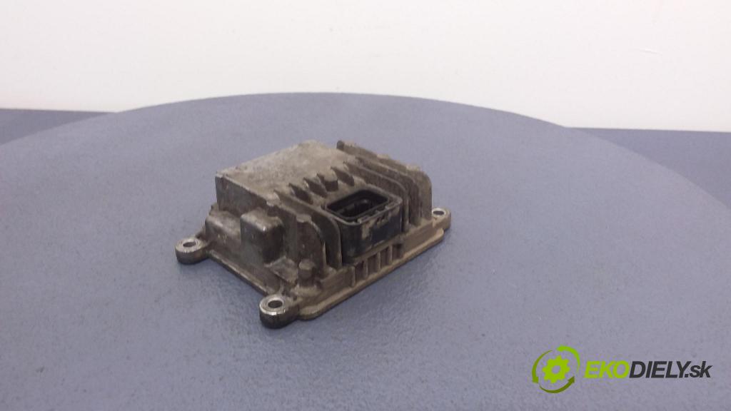 Opel Astra 2002 riadiaca jednotka 01