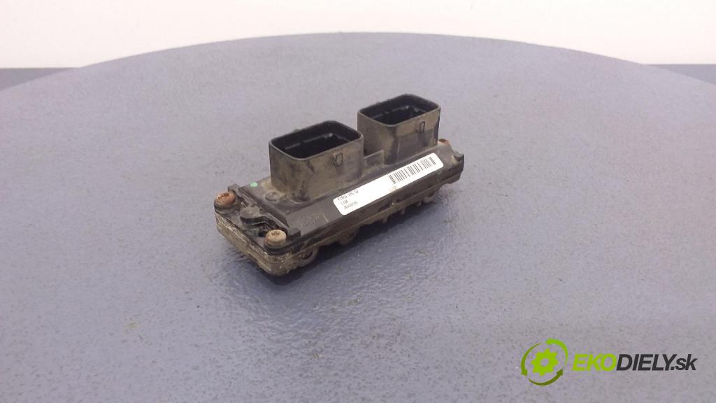 Fiat Punto 2001 riadiaca jednotka Motor: 46808846