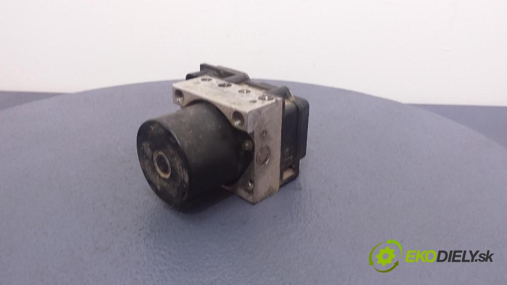 Seat Cordoba 2005 čerpadlo ABS x 6Q0907379AA