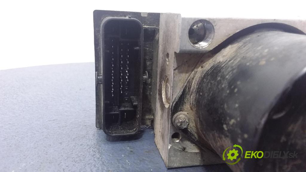 Seat Cordoba 2005 čerpadlo ABS x 6Q0907379AA