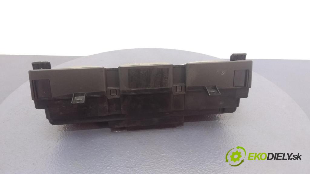 Volkswagen Passat 2007 Přístrojová deska A2C53194181