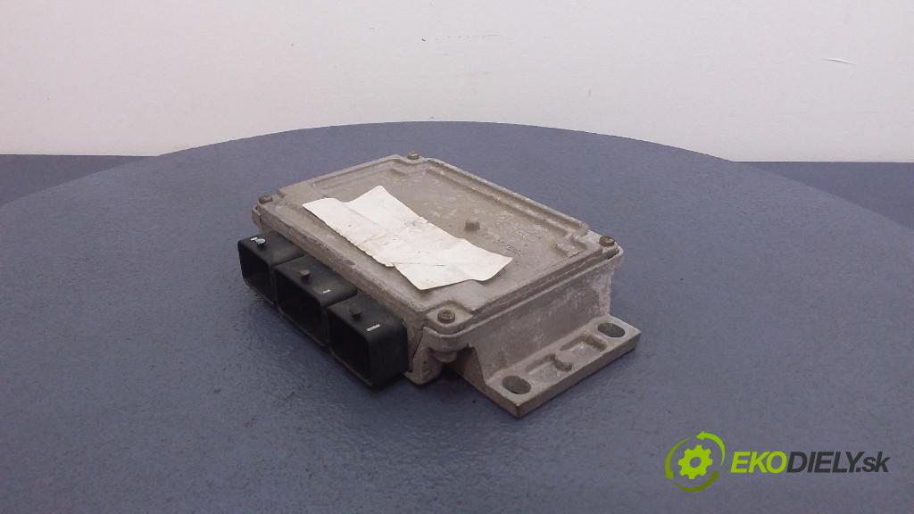 Citroen C4 2004 riadiaca jednotka Motor: 9657429380