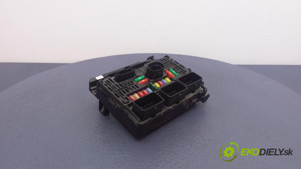 Citroen C4 2004 skrinka Poistky: 6500CK