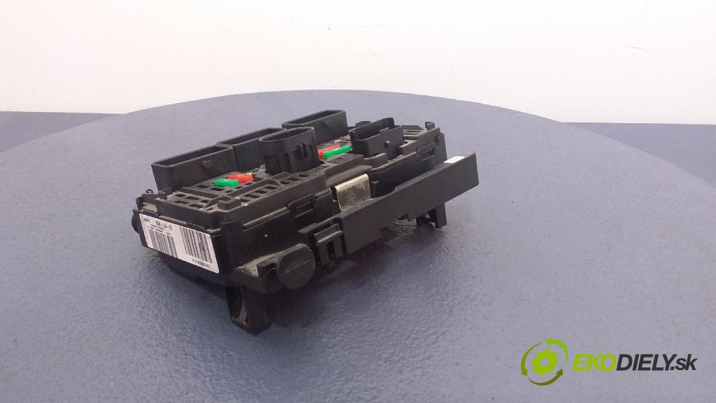 Citroen C4 2004 skrinka Poistky: 6500CK