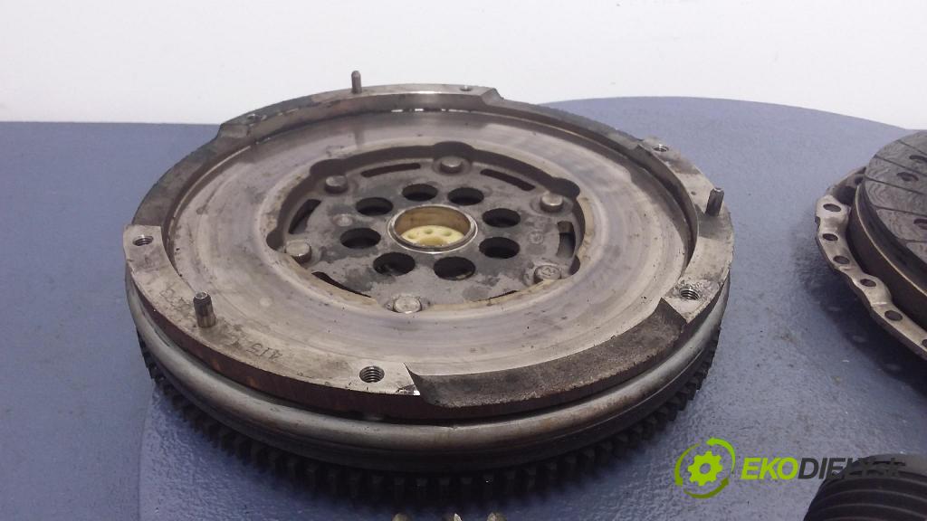 Hyundai Tucson 2006 Spojka: / kolo Dvouhmotový 415027310