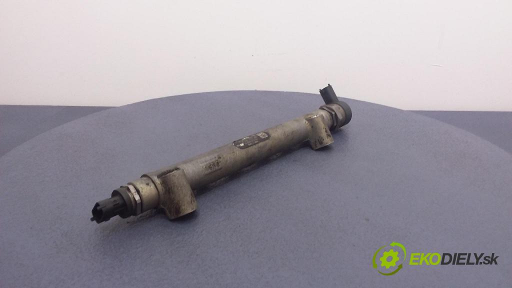 Hyundai Tucson 2006 lišta Zásobování 31400-27400