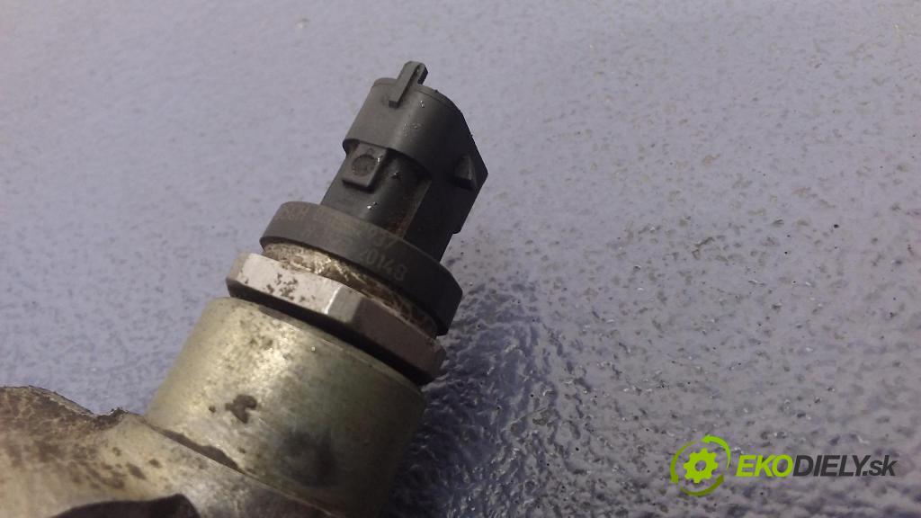 Hyundai Tucson 2006 lišta Zásobování 31400-27400