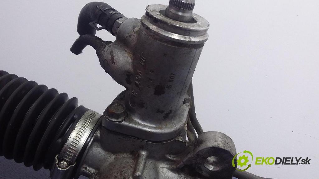 Hyundai Tucson 2006 Ozubené kolo: volant 01