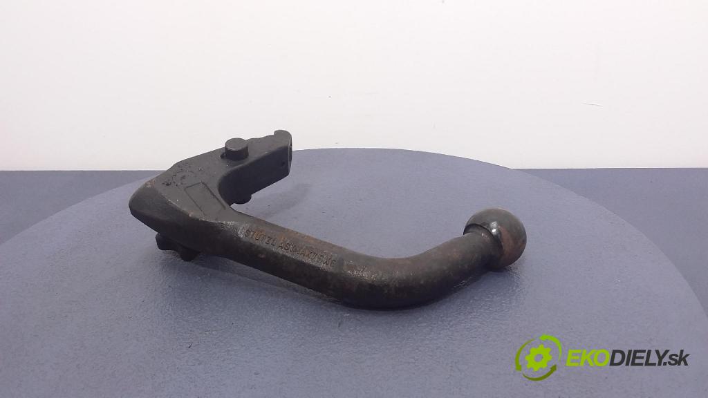 Audi A3 tdi 2000 výstuha narazník zad 8L0803882C