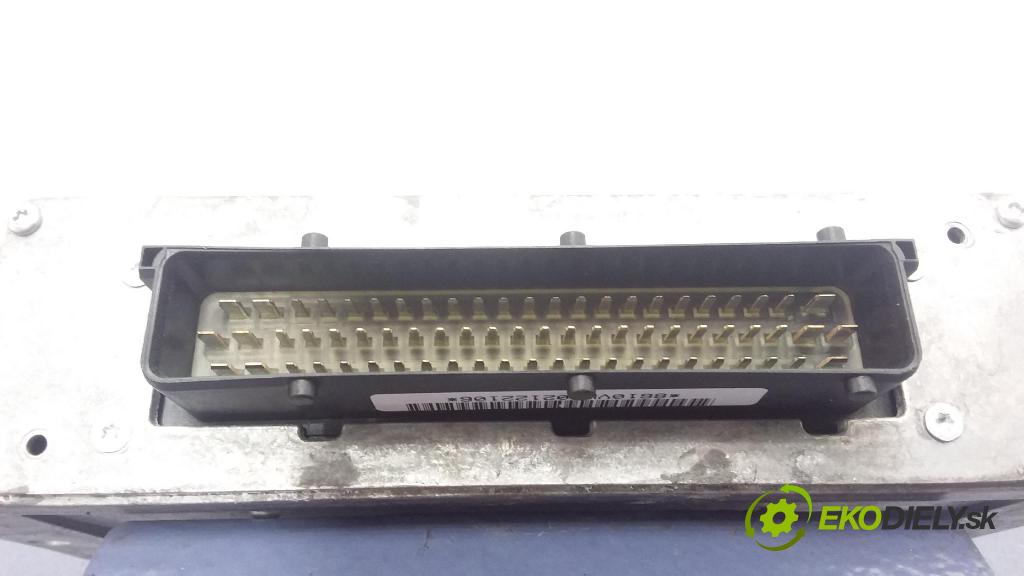 Saab 9-3 2002 riadiaca jednotka Motor: 5380068