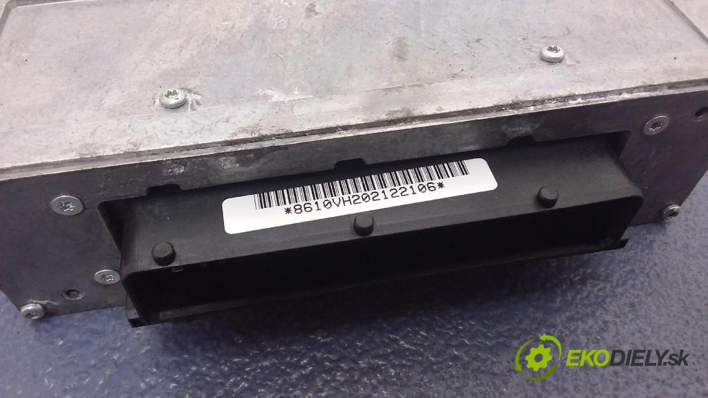 Saab 9-3 2002 řídící jednotka Motor: 5380068