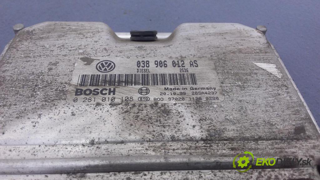 Volkswagen Polo 1999 řídící jednotka Motor: 038906012AS