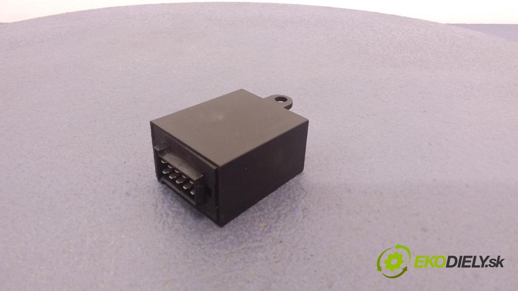 Audi A3 tdi 2000 řídící jednotka 52400006