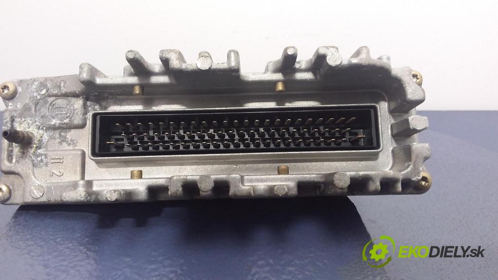 Audi A4 1997 řídící jednotka Motor: 028906021GM