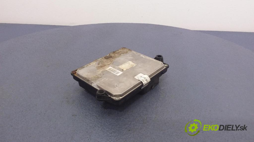 Skoda Fabia sedan 2004 řídící jednotka 67R-014903