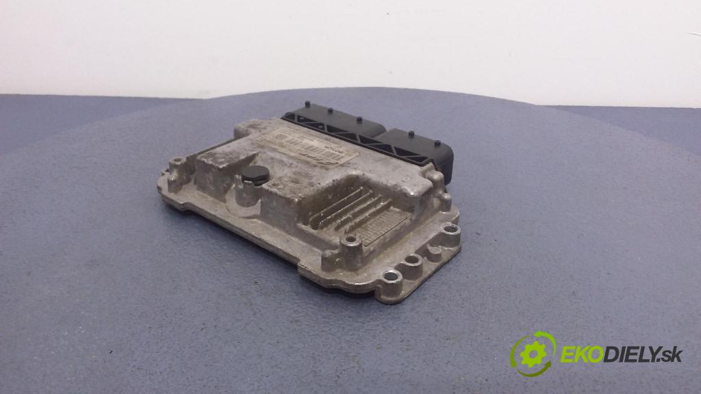 Fiat Linea 2008 řídící jednotka Motor: 51807290