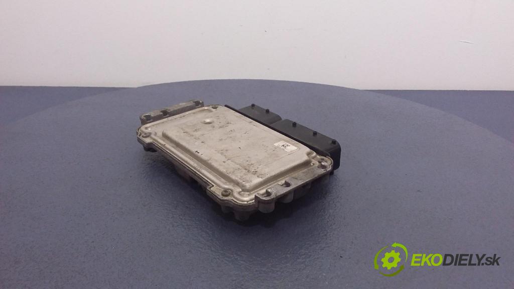 Fiat Linea 2008 řídící jednotka Motor: 51807290