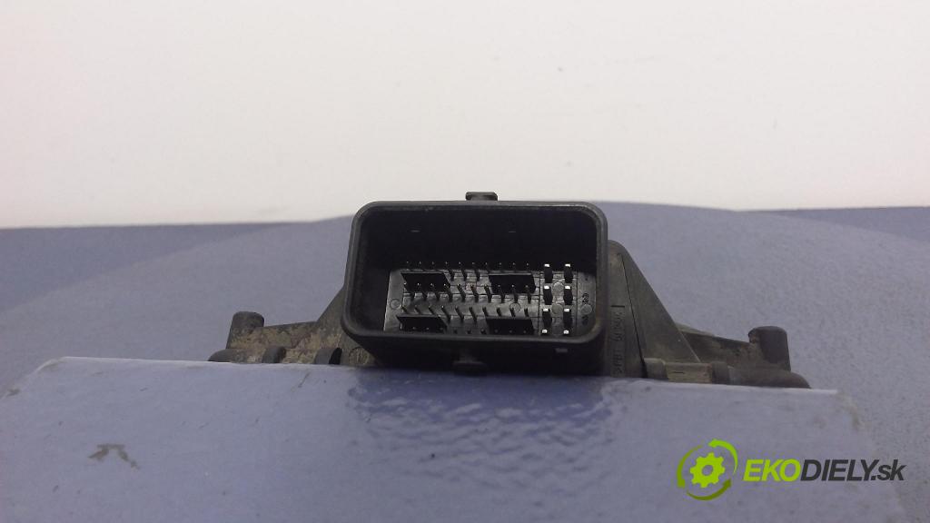 Fiat Linea 2008 řídící jednotka 67R-014903