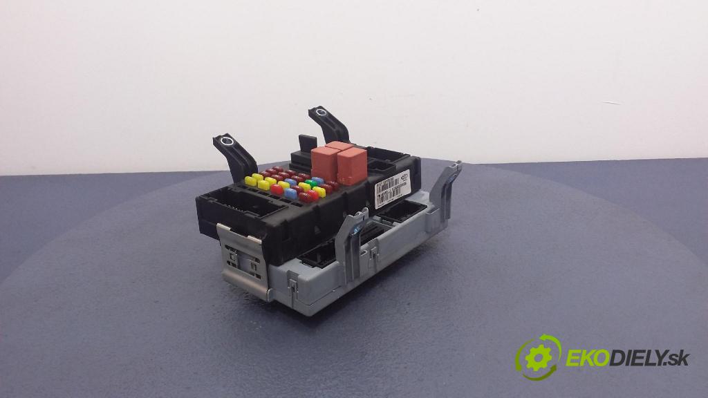 Fiat Linea 2008 skříňka Pojistky 51778008