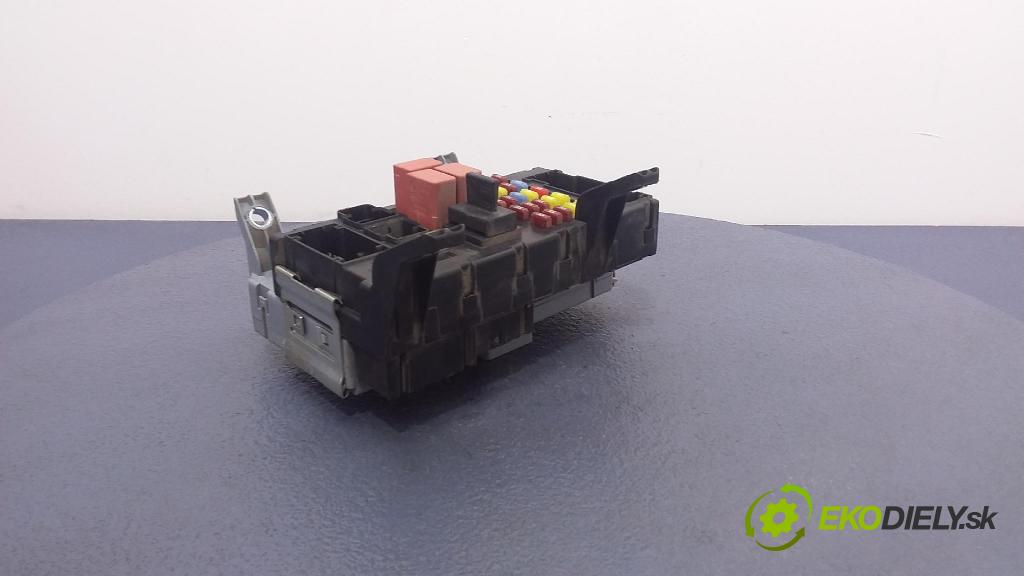 Fiat Linea 2008 skříňka Pojistky 51778008