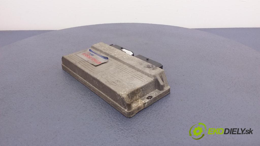 Audi A6 2000 řídící jednotka 67R-014289