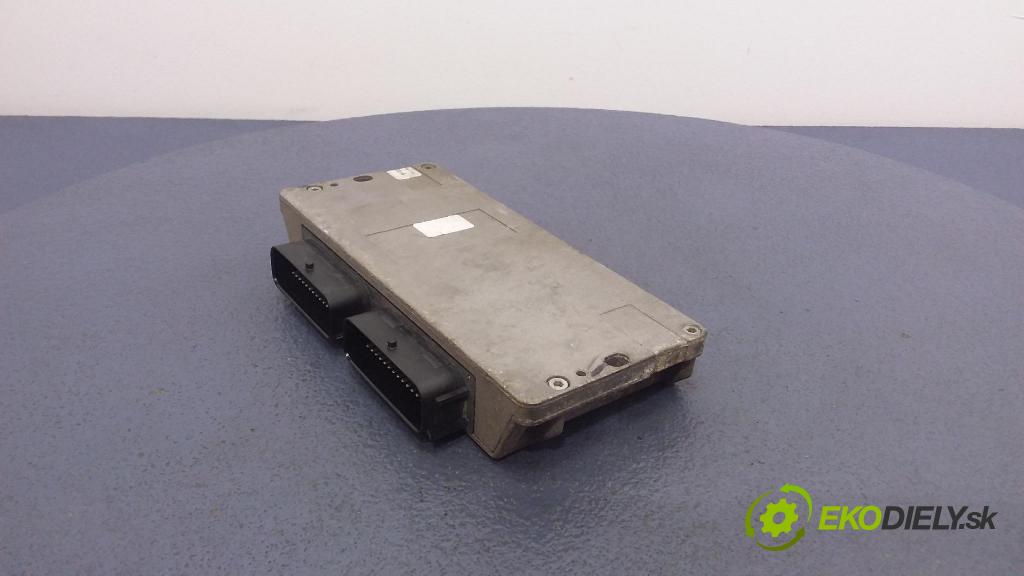 Audi A6 2000 řídící jednotka 67R-014289