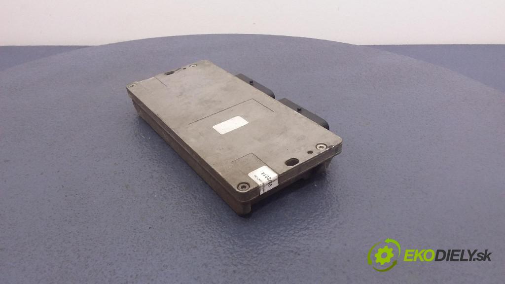 Audi A6 2000 řídící jednotka 67R-014289