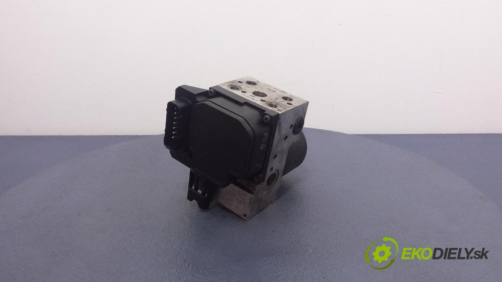 Audi A6 2000 čerpadlo ABS x 8E0614111T