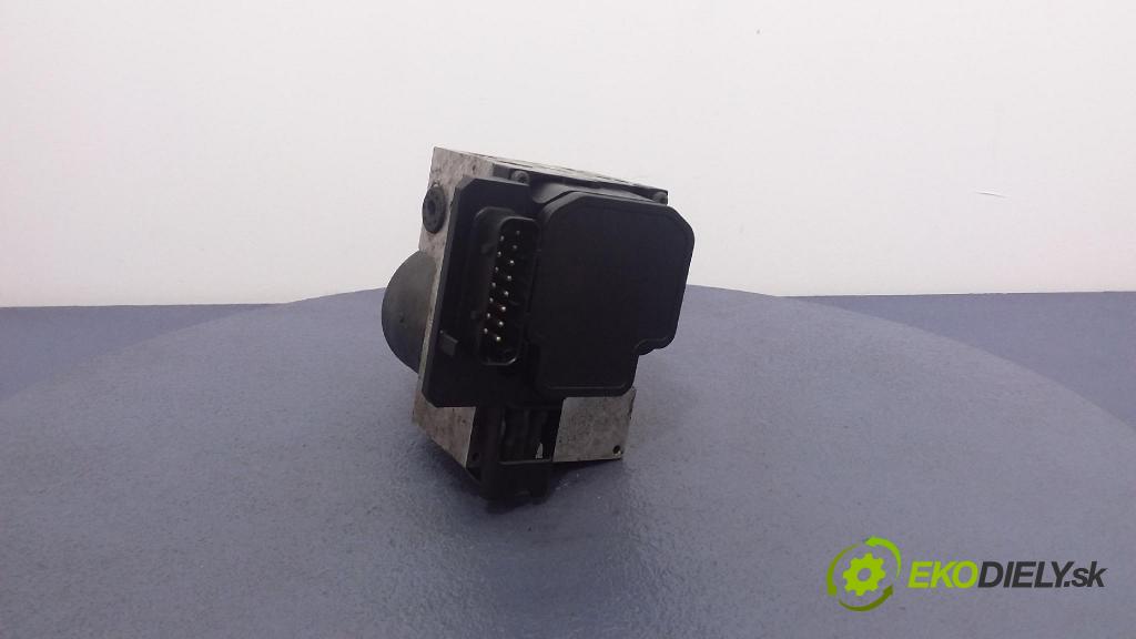Audi A6 2000 čerpadlo ABS x 8E0614111T