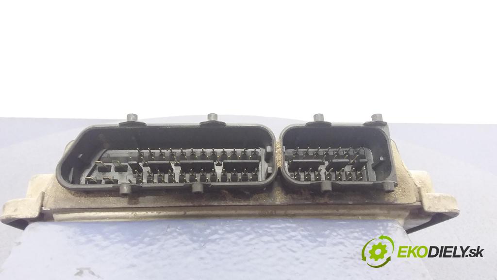 Fiat Panda 2004 řídící jednotka Motor: 55188619