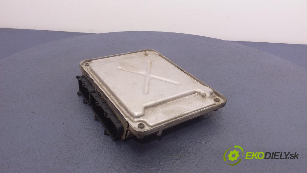 Fiat Panda 2004 řídící jednotka Motor: 55188619