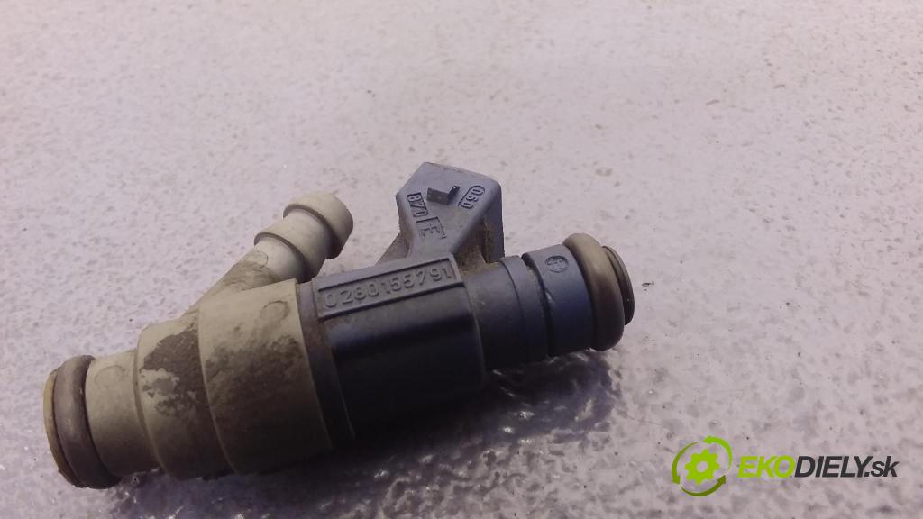 Skoda Octavia 1999 vstřikovač 06A906031C