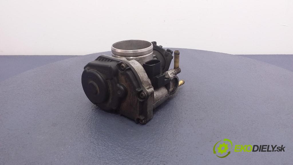 Skoda Octavia 1999 klapka 06A133064H